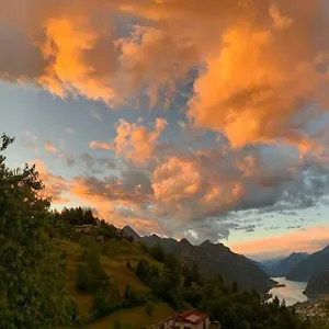 Bed & Breakfast L'ariosa D'idro