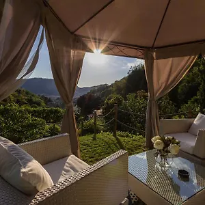 Bed & Breakfast La &